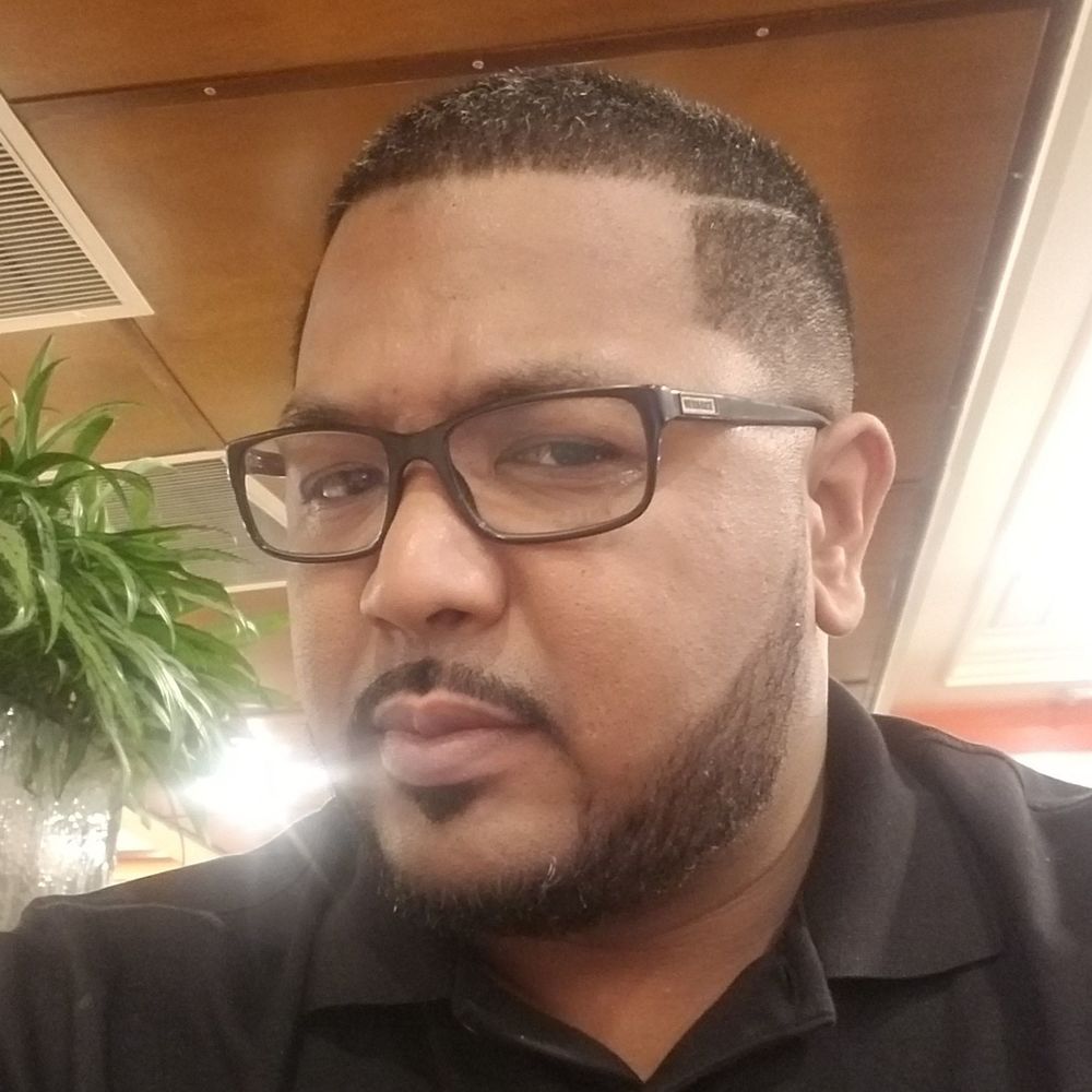 Meet your Posher, Max